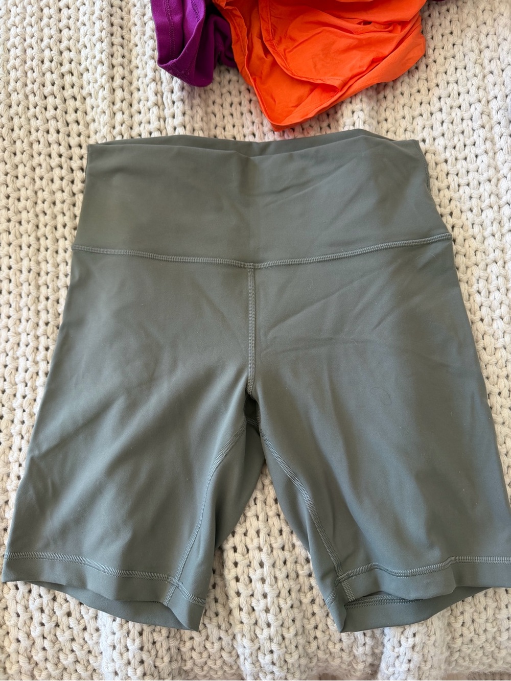 Lululemon Wunder Train Biker Shorts 8” - Picture 2 of 4